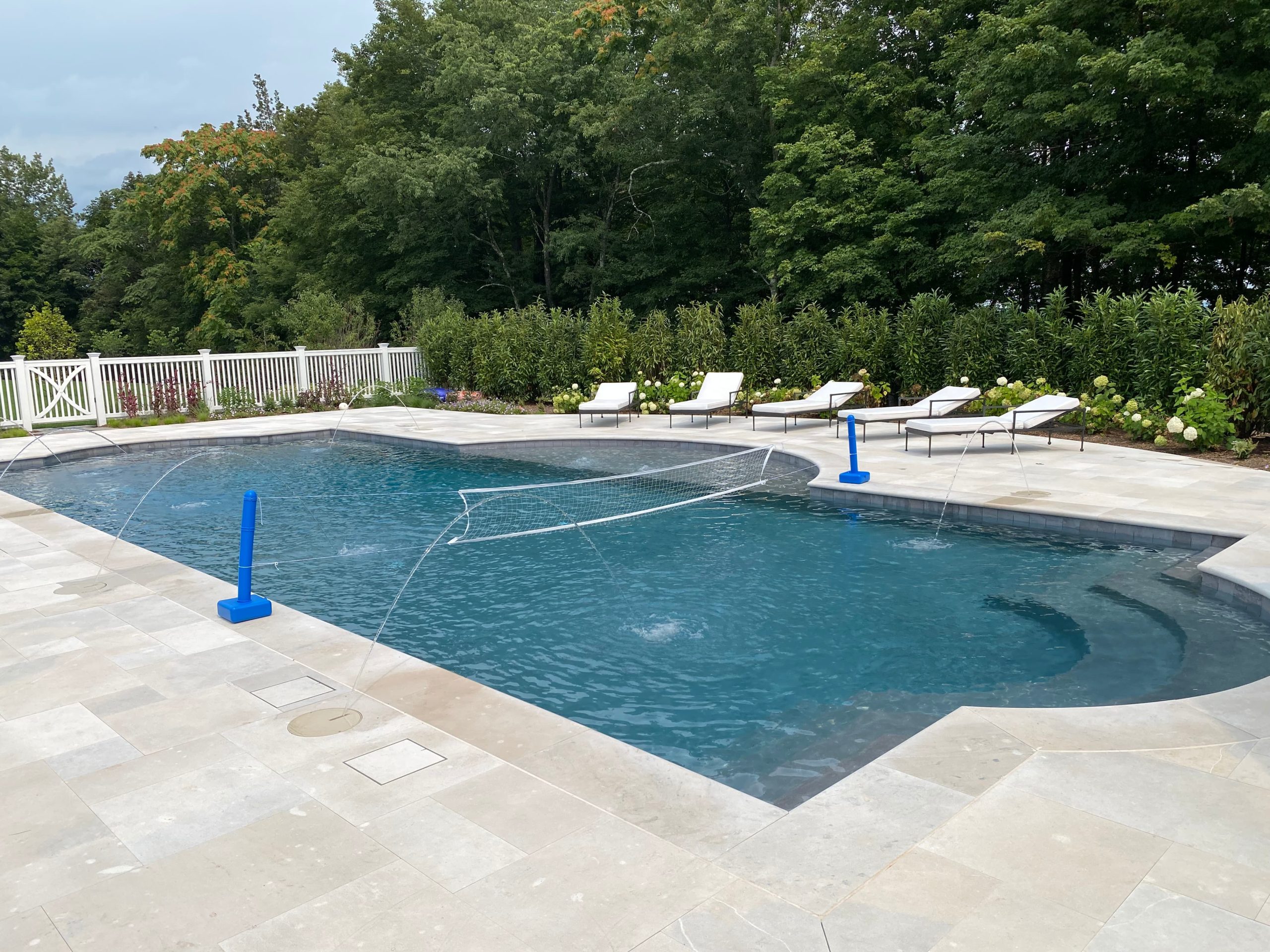 Giallo d'Istria limestone close-up - European natural stone sourced by Daydream Design and Build