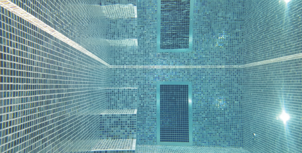 What Is a Carbon Steel Pool? 5 Carbon Steel Pools 13
