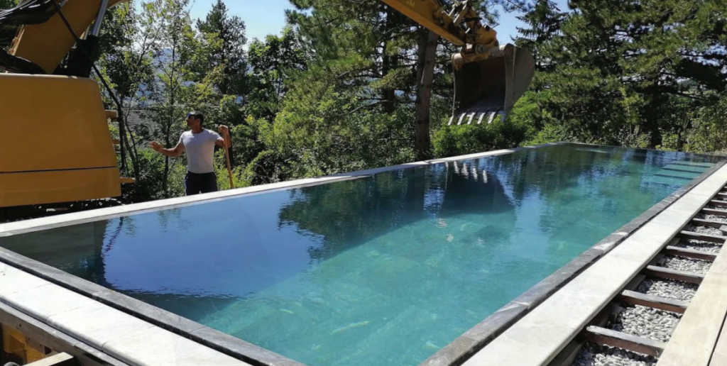 What Is a Carbon Steel Pool? 2 Carbon Steel Pools 21